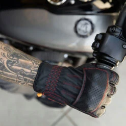 Biltwell Borrego CE Leather Gloves - Black/Red 17 Biltwell Borrego CE Leather Gloves - Black/Red -Cycling Apparel Store Biltwell Borrego Gloves Redline 7 23523.1567005306
