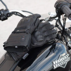 Highway 21 Radiant Heated Gloves -Cycling Apparel Store Highway 21 Radiant Heated Gloves 1 86580.1515697334